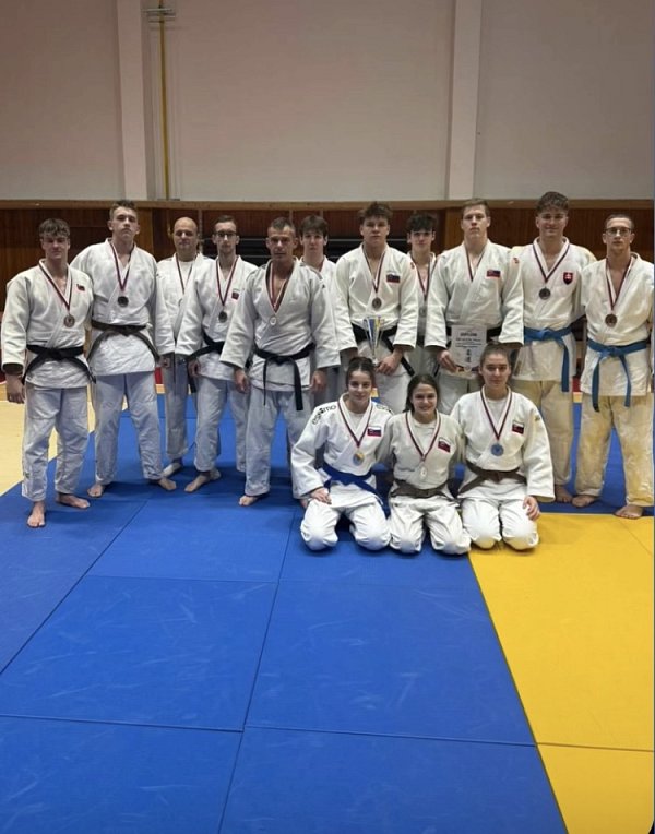 Finále Extraliga mužov a žien B. Bystrica/2025